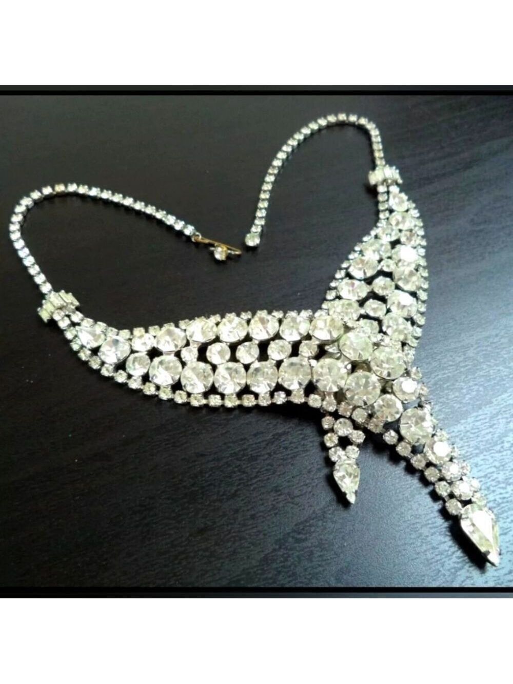 VINTAGE ESTATE MCM HIGH END RHINESTONE RUNWAY 15 5/8" NECKLACE